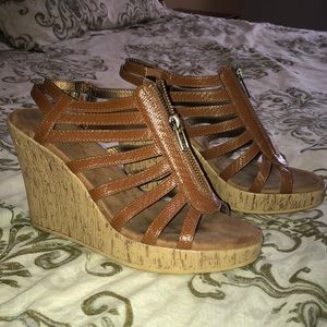 Stappy Zipper Wedges